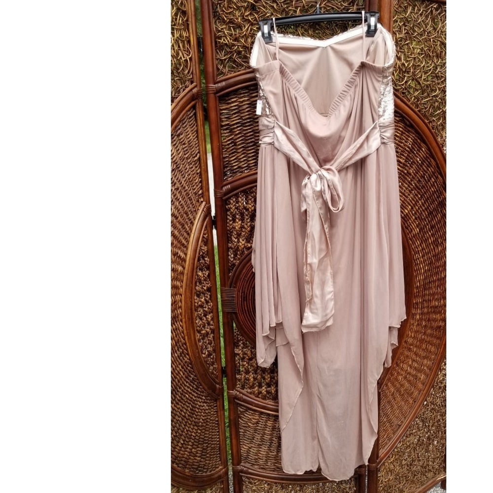 👗 Plus Size Embroidered Strapless Dress - Picture 3 of 7